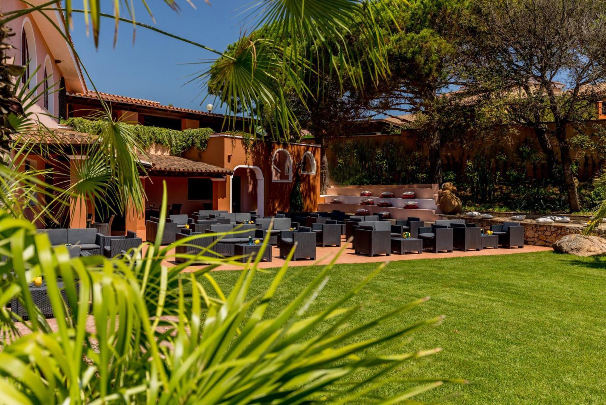 Villaggio Cala Ginepro Resort & Spa Orosei Buitenkant foto